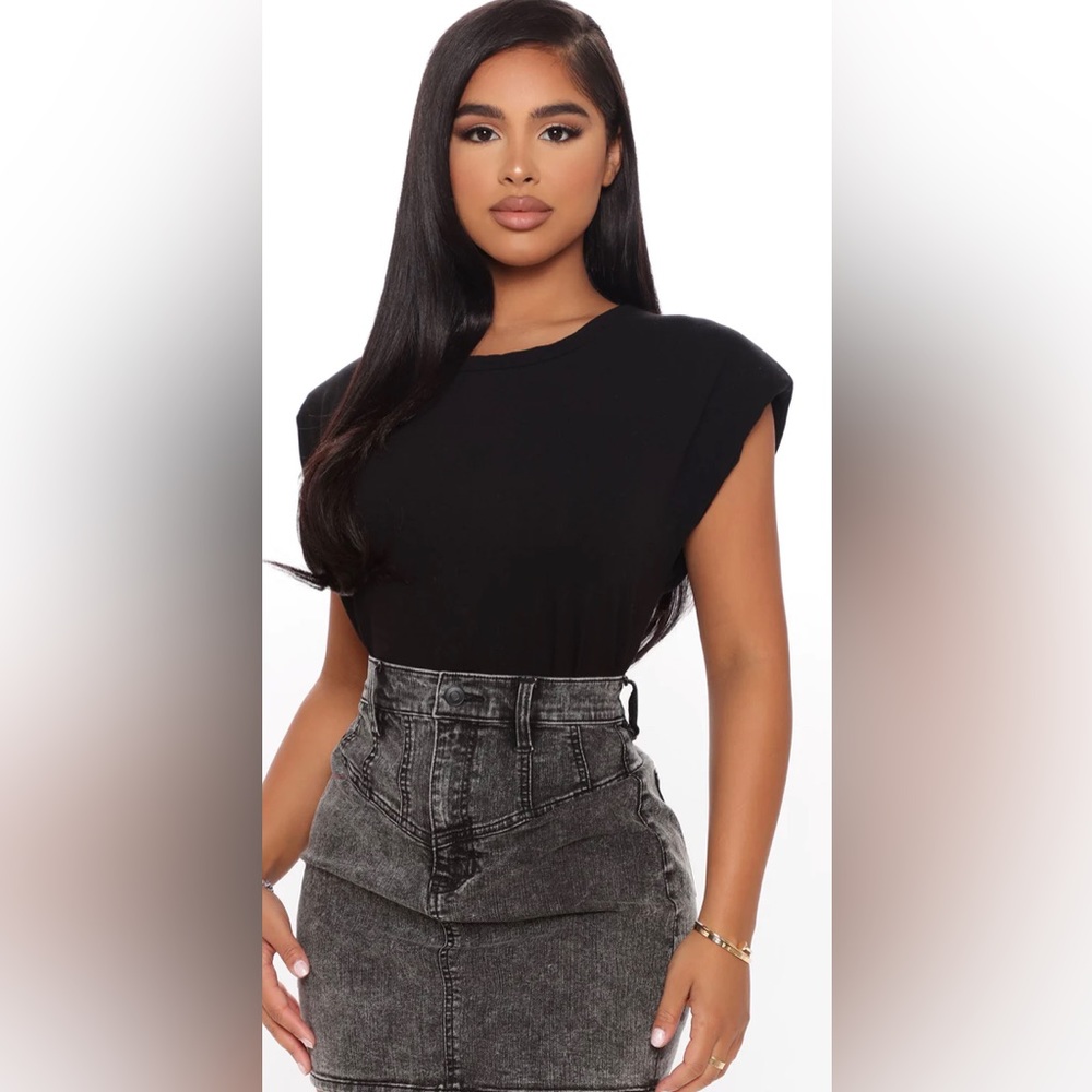 Chelsea High Demand Shoulder Pad Top sz L